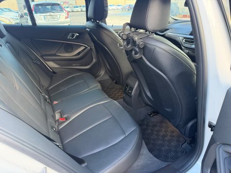 2021 BMW 1-Series - photo 16