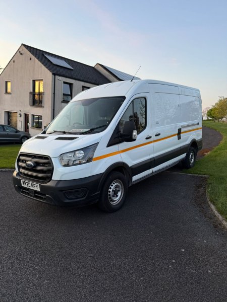 2020 Ford Transit - photo 2