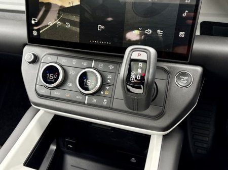 2026 Land Rover Defender - photo 22