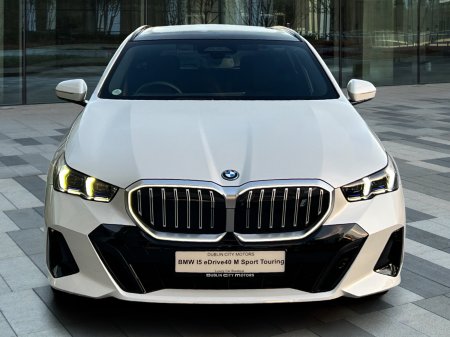 2024 BMW i5 - photo 2