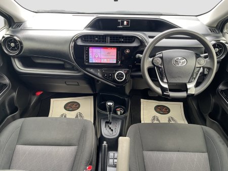 2021 Toyota Aqua - photo 13