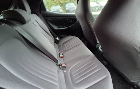2020 Toyota Yaris - photo 14