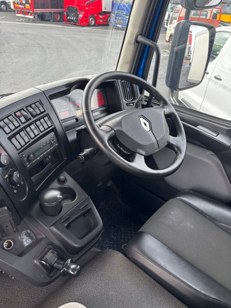 2019 Renault D12 - photo 13