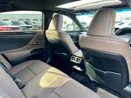 2023 Lexus ES - photo 24