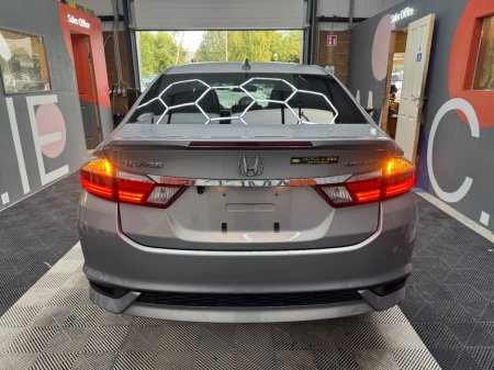 2020 Honda Grace - photo 4