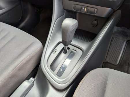 2021 Toyota Yaris - photo 15