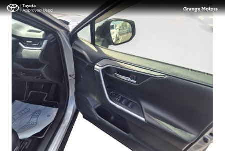 2019 Toyota RAV4 - photo 11