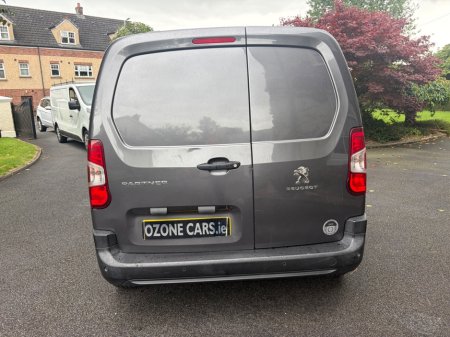2019 Peugeot Partner - photo 12