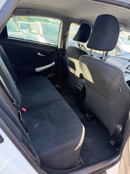 2014 Toyota Prius - photo 10