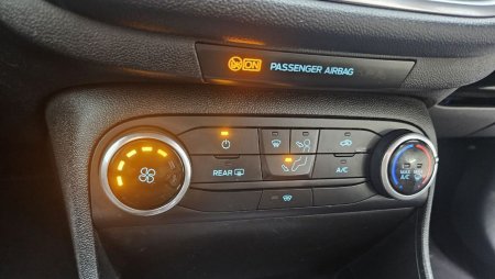 2019 Ford Fiesta - photo 14