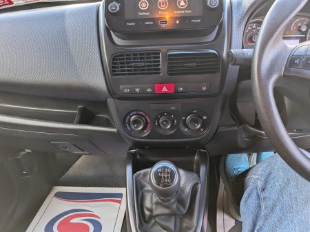 2023 Fiat Doblo - photo 12