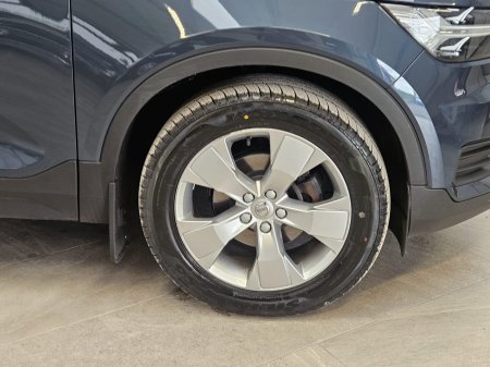 2021 Volvo XC40 - photo 7