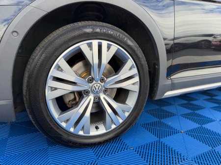 2018 Volkswagen Passat - photo 11