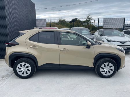 2022 Toyota Yaris Cross - photo 7