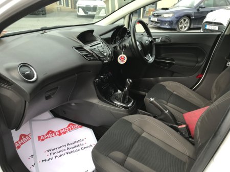 2017 Ford Fiesta - photo 18