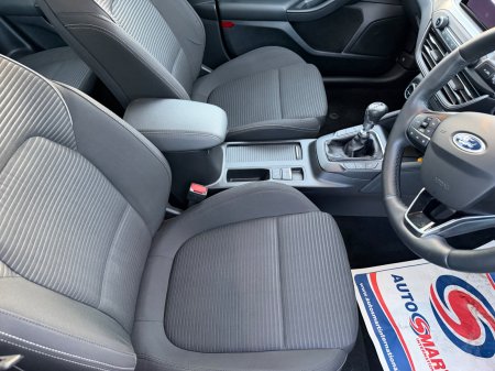 2020 Ford Focus - photo 9