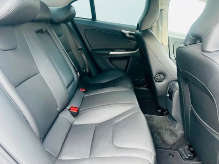 2015 Volvo S60 - photo 19