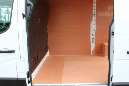 2023 Nissan Interstar - photo 16