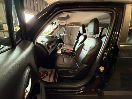 2021 Jeep Renegade - photo 13