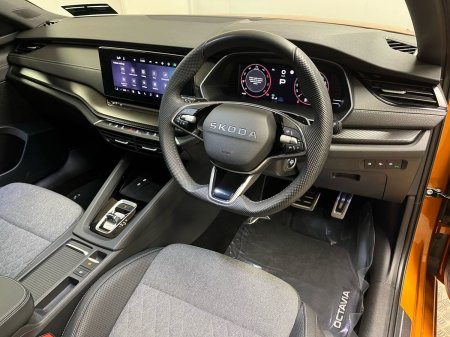 2025 Skoda Octavia - photo 8