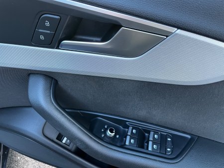 2016 Audi A4 - photo 28