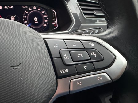 2023 Volkswagen Tiguan - photo 29