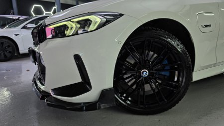 2024 BMW 3-Series - photo 19