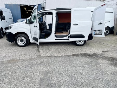 2023 Peugeot Partner - photo 22