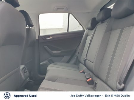 2024 Volkswagen T-Roc - photo 6