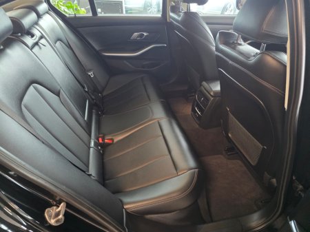 2023 BMW 3-Series - photo 13
