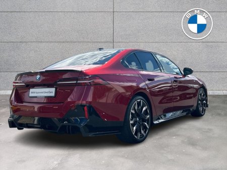2026 BMW 5-Series - photo 21
