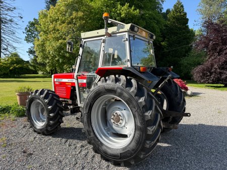 1996 Massey Ferguson 390T - photo 2