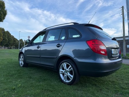2011 Skoda Fabia - photo 5