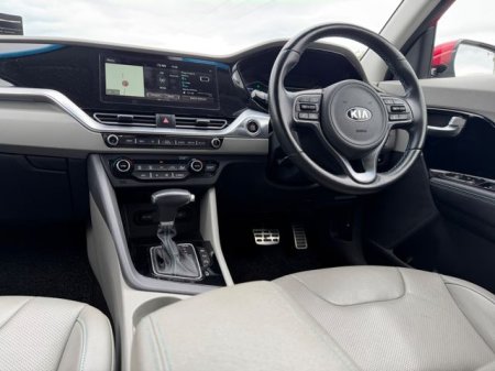 2020 Kia Niro - photo 10