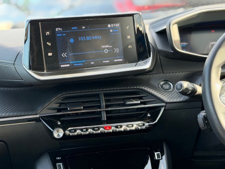 2021 Peugeot 208 - photo 24