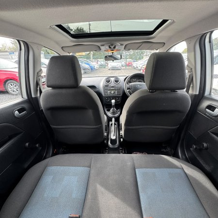 2006 Ford Fiesta - photo 14