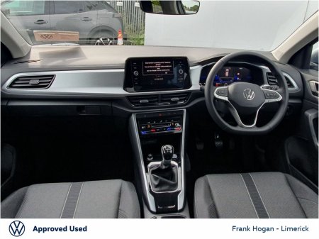 2026 Volkswagen T-Roc - photo 2