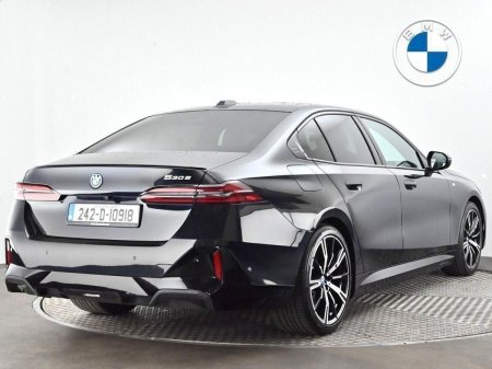 2024 BMW 5-Series - photo 22