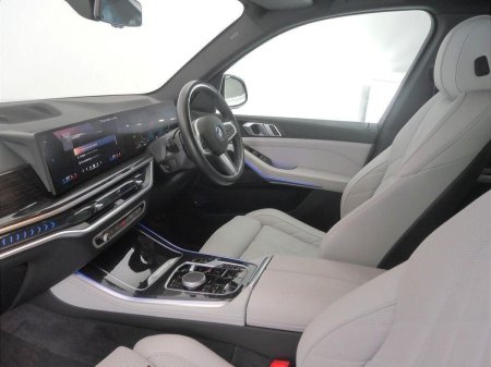 2025 BMW X5 - photo 7