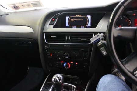 2011 Audi A4 - photo 21