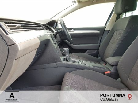 2017 Volkswagen Passat - photo 4