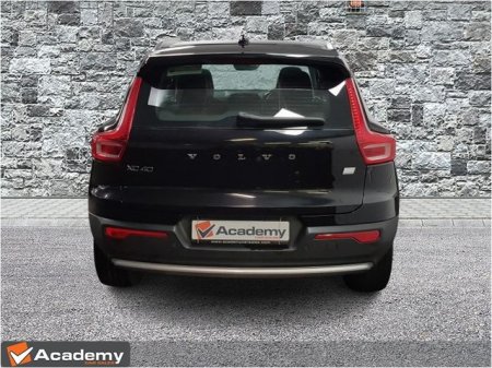 2023 Volvo XC40 - photo 7