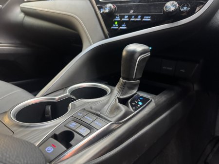 2022 Toyota Camry - photo 11