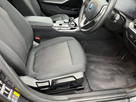 2022 BMW 3-Series - photo 42
