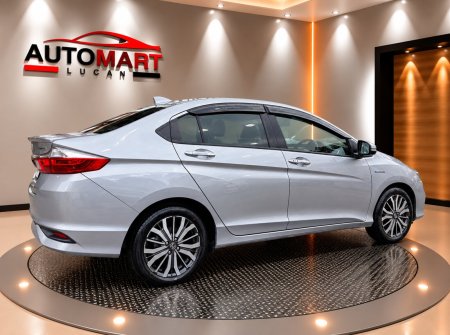 2017 Honda Grace - photo 14