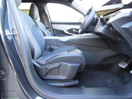 2025 Peugeot 5008 - photo 15