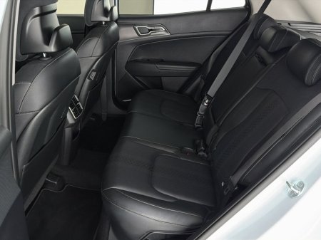 2025 Kia Sportage - photo 21