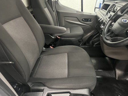 2022 Ford Transit - photo 7