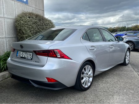 2015 Lexus IS - photo 4