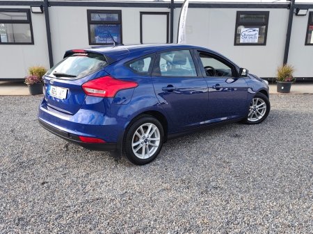 2016 Ford Focus - photo 2